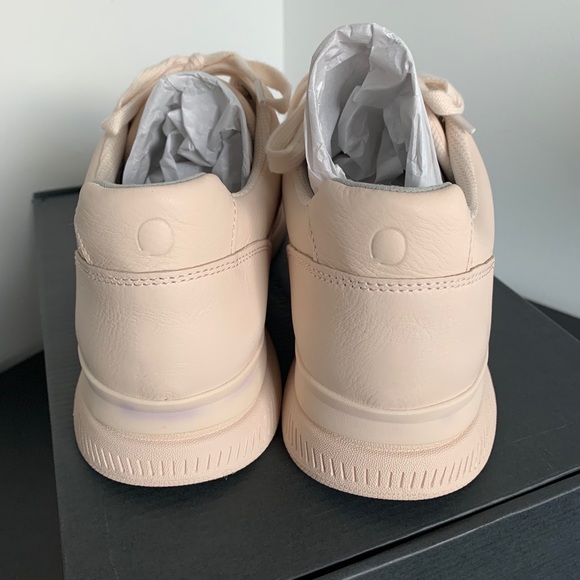 NIB Everlane The Trainer Blush Leather Sneakers - Picture 7 of 8